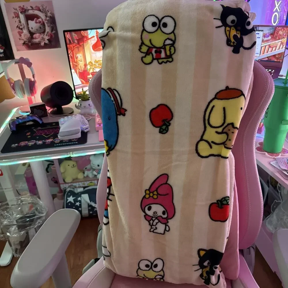 Hello Kitty & Friends Throw Blanket Silk Touch 50x70 Snacks Food 2025 Sanrio